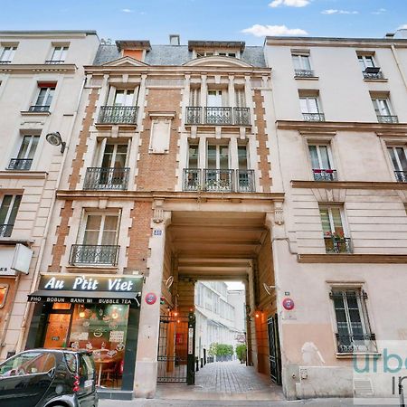 33 - Flat Av Des Champs-Elysees Paris Exterior photo