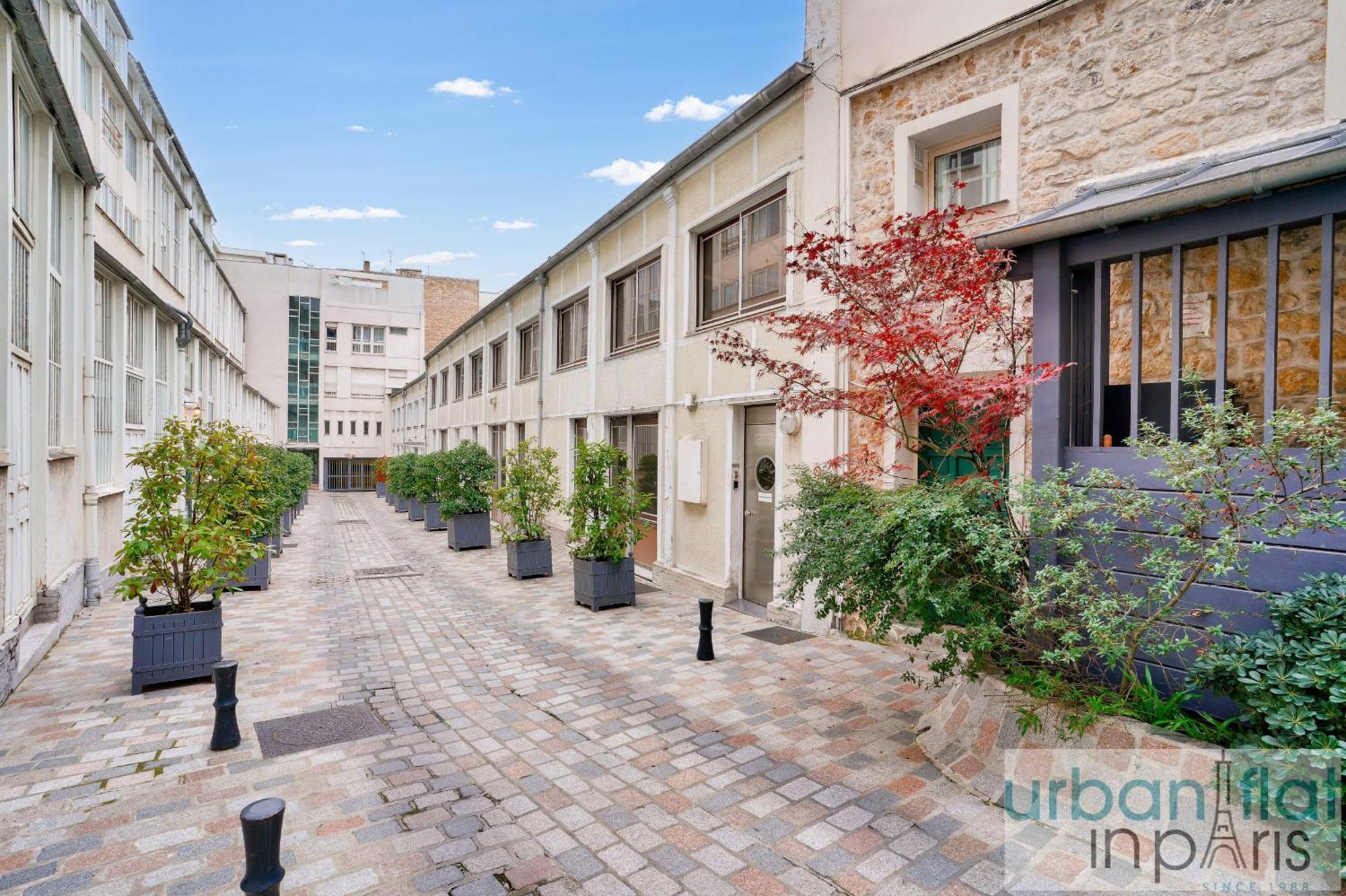 33 - Flat Av Des Champs-Elysees Paris Exterior photo